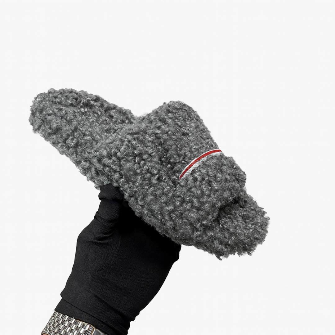 Fluffiga tofflor för vinter och mys